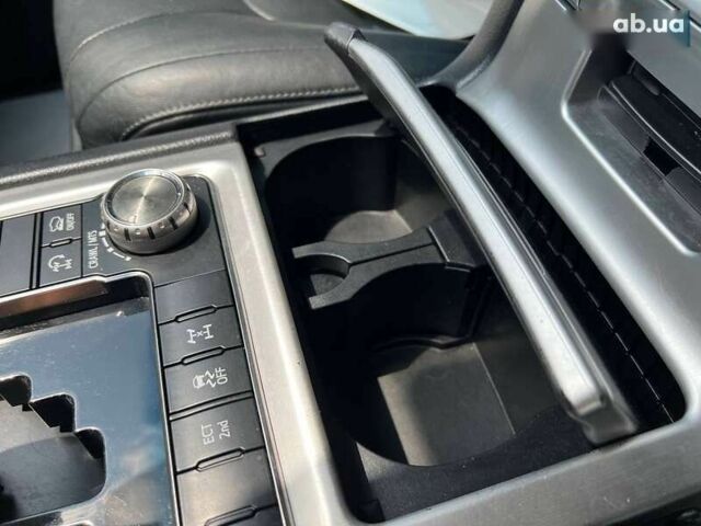 Тойота Ленд Крузер, объемом двигателя 4.5 л и пробегом 252 тыс. км за 43000 $, фото 26 на Automoto.ua