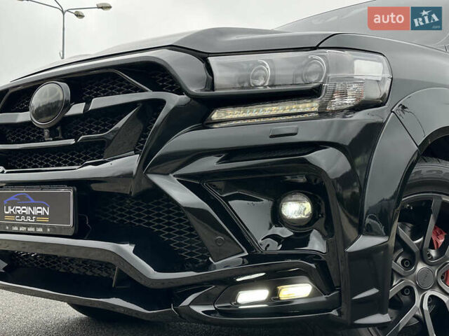 Тойота Ленд Крузер, объемом двигателя 4.46 л и пробегом 198 тыс. км за 70000 $, фото 3 на Automoto.ua