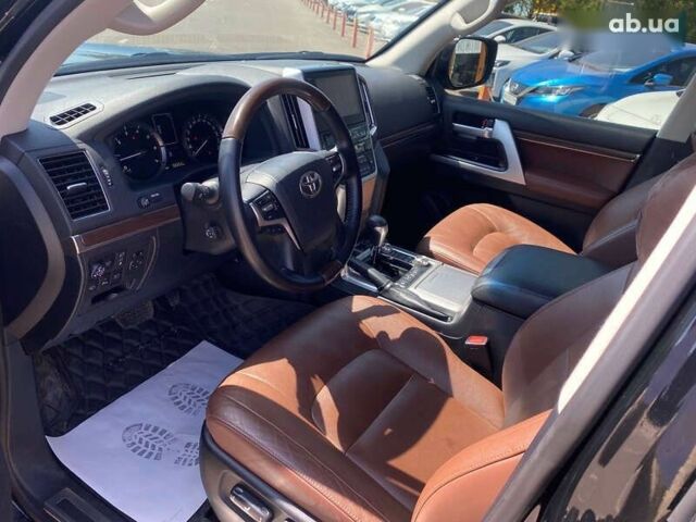 Тойота Ленд Крузер, объемом двигателя 0 л и пробегом 56 тыс. км за 62000 $, фото 8 на Automoto.ua