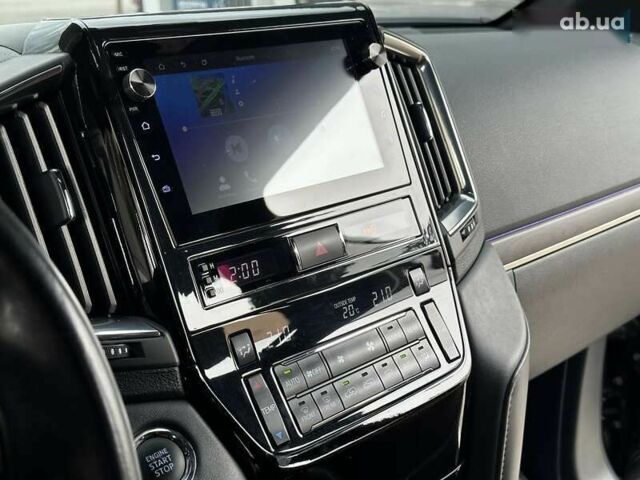 Тойота Ленд Крузер, объемом двигателя 0 л и пробегом 92 тыс. км за 64000 $, фото 20 на Automoto.ua