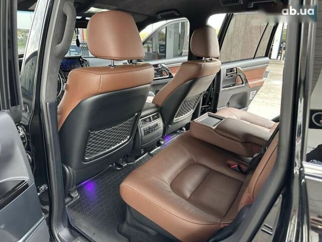 Тойота Ленд Крузер, объемом двигателя 0 л и пробегом 92 тыс. км за 64000 $, фото 28 на Automoto.ua