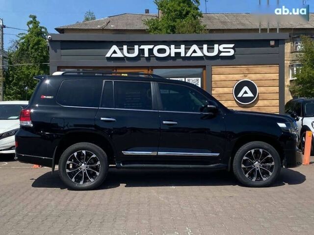 Тойота Ленд Крузер, объемом двигателя 0 л и пробегом 56 тыс. км за 62000 $, фото 3 на Automoto.ua