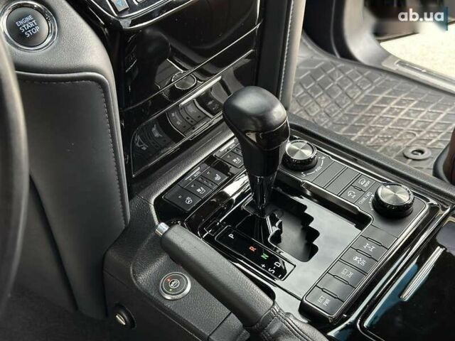 Тойота Ленд Крузер, объемом двигателя 0 л и пробегом 92 тыс. км за 64000 $, фото 25 на Automoto.ua