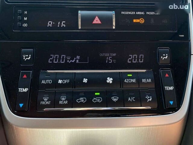 Тойота Ленд Крузер, объемом двигателя 0 л и пробегом 56 тыс. км за 62000 $, фото 15 на Automoto.ua