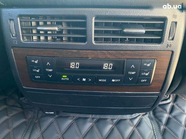 Тойота Ленд Крузер, объемом двигателя 0 л и пробегом 56 тыс. км за 62000 $, фото 19 на Automoto.ua