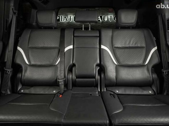 Тойота Ленд Крузер, об'ємом двигуна 3.5 л та пробігом 194 тис. км за 59900 $, фото 3 на Automoto.ua