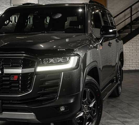 Тойота Ленд Крузер, об'ємом двигуна 3.5 л та пробігом 194 тис. км за 59900 $, фото 2 на Automoto.ua