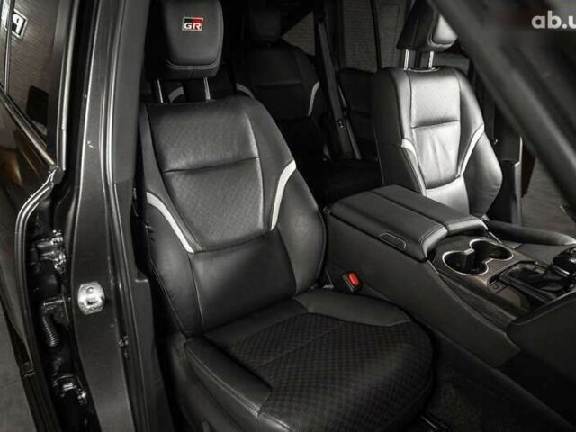 Тойота Ленд Крузер, об'ємом двигуна 3.5 л та пробігом 194 тис. км за 59900 $, фото 20 на Automoto.ua