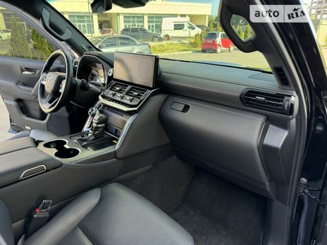 Тойота Ленд Крузер, объемом двигателя 3.3 л и пробегом 13 тыс. км за 89999 $, фото 41 на Automoto.ua