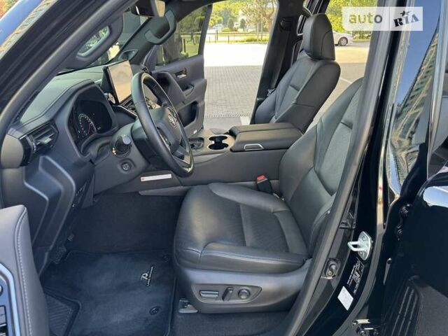 Тойота Ленд Крузер, объемом двигателя 3.3 л и пробегом 13 тыс. км за 89999 $, фото 24 на Automoto.ua