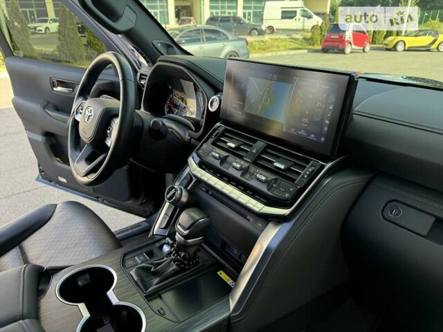 Тойота Ленд Крузер, объемом двигателя 3.3 л и пробегом 13 тыс. км за 89999 $, фото 44 на Automoto.ua