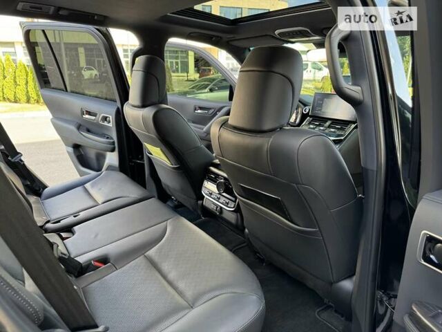 Тойота Ленд Крузер, объемом двигателя 3.3 л и пробегом 13 тыс. км за 89999 $, фото 38 на Automoto.ua