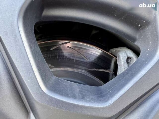 Тойота Ленд Крузер, объемом двигателя 3.3 л и пробегом 53 тыс. км за 78999 $, фото 18 на Automoto.ua