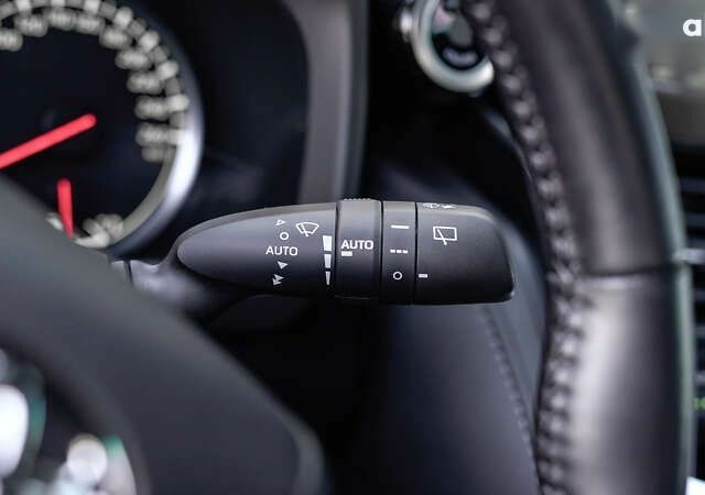 Тойота Ленд Крузер, объемом двигателя 3.3 л и пробегом 69 тыс. км за 80012 $, фото 23 на Automoto.ua