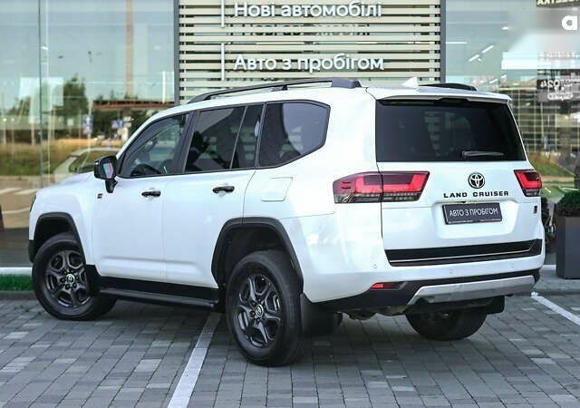 Тойота Ленд Крузер, объемом двигателя 3.3 л и пробегом 69 тыс. км за 80012 $, фото 1 на Automoto.ua