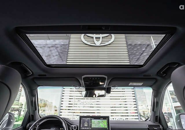 Тойота Ленд Крузер, объемом двигателя 3.3 л и пробегом 69 тыс. км за 80012 $, фото 27 на Automoto.ua