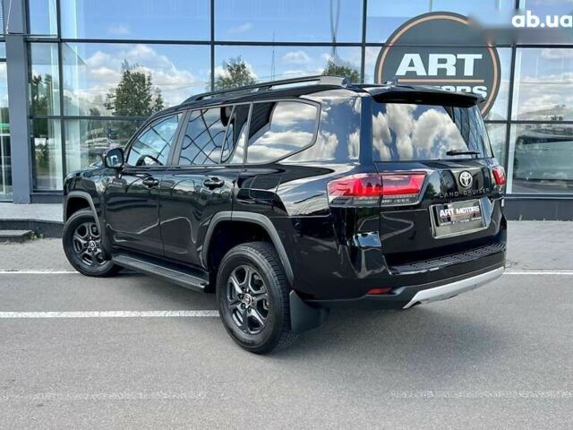 Тойота Ленд Крузер, объемом двигателя 3.3 л и пробегом 53 тыс. км за 78999 $, фото 5 на Automoto.ua