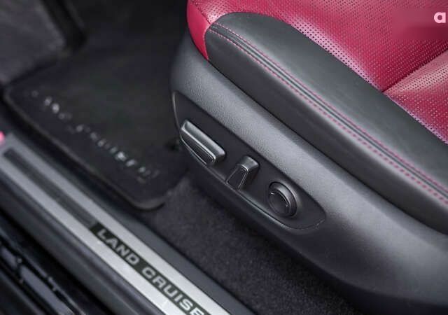 Тойота Ленд Крузер, объемом двигателя 3.4 л и пробегом 42 тыс. км за 82574 $, фото 16 на Automoto.ua