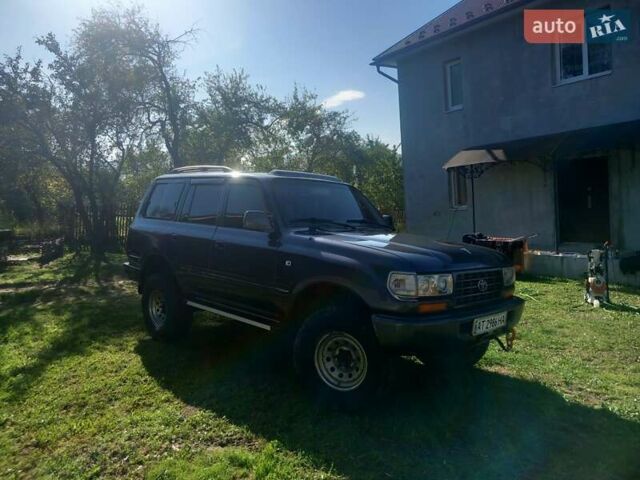 Сірий Тойота Ленд Крузер, об'ємом двигуна 3.96 л та пробігом 285 тис. км за 11000 $, фото 2 на Automoto.ua
