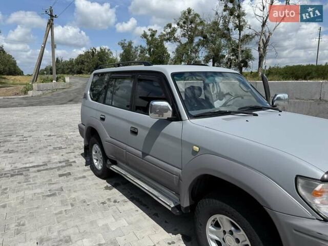 Сірий Тойота Ленд Крузер, об'ємом двигуна 2.98 л та пробігом 453 тис. км за 15000 $, фото 16 на Automoto.ua