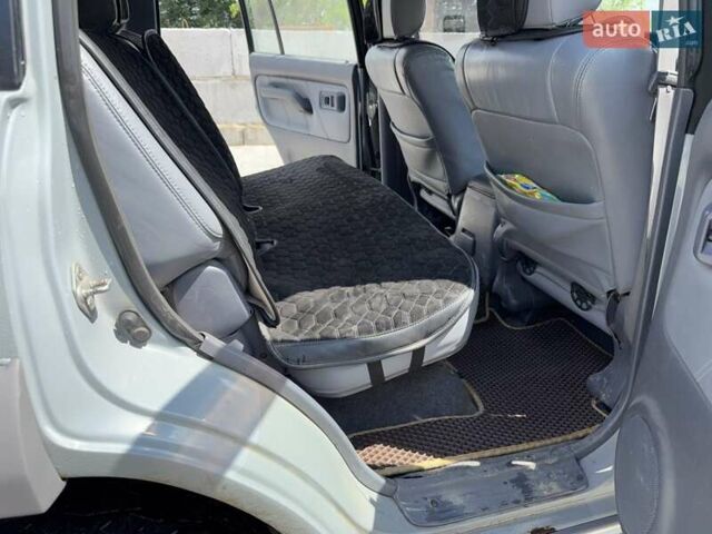 Сірий Тойота Ленд Крузер, об'ємом двигуна 2.98 л та пробігом 453 тис. км за 15000 $, фото 13 на Automoto.ua