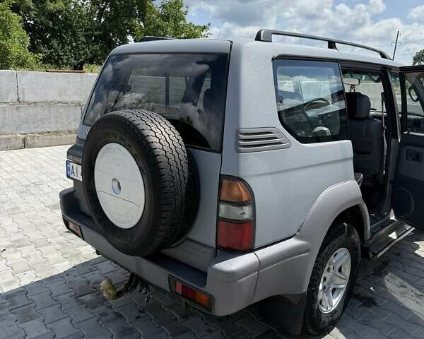 Сірий Тойота Ленд Крузер, об'ємом двигуна 2.98 л та пробігом 453 тис. км за 15000 $, фото 15 на Automoto.ua