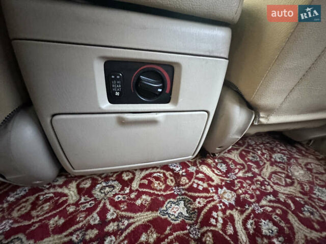 Серый Тойота Ленд Крузер, объемом двигателя 4.7 л и пробегом 525 тыс. км за 10900 $, фото 8 на Automoto.ua
