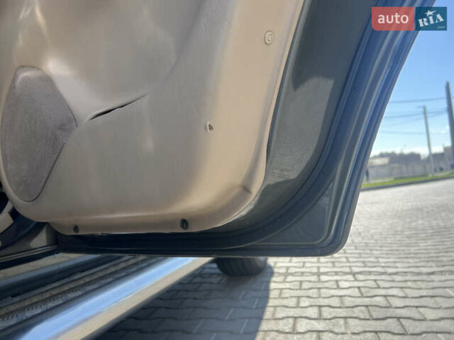 Сірий Тойота Ленд Крузер, об'ємом двигуна 4.7 л та пробігом 310 тис. км за 10750 $, фото 67 на Automoto.ua