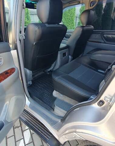 Сірий Тойота Ленд Крузер, об'ємом двигуна 4.2 л та пробігом 356 тис. км за 15000 $, фото 18 на Automoto.ua