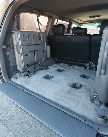 Сірий Тойота Ленд Крузер, об'ємом двигуна 4.2 л та пробігом 356 тис. км за 15000 $, фото 8 на Automoto.ua