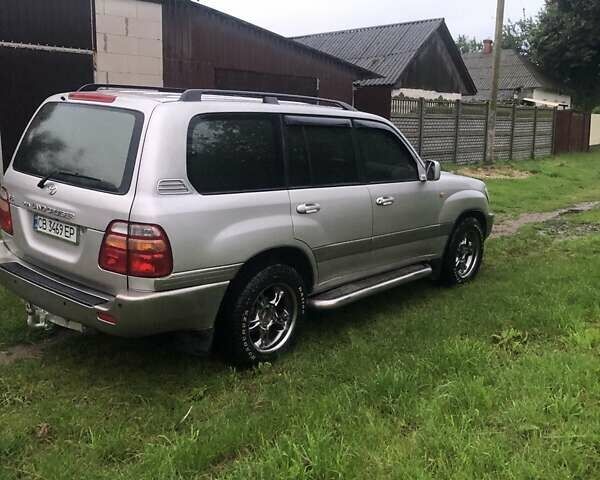 Сірий Тойота Ленд Крузер, об'ємом двигуна 4.7 л та пробігом 420 тис. км за 10000 $, фото 2 на Automoto.ua