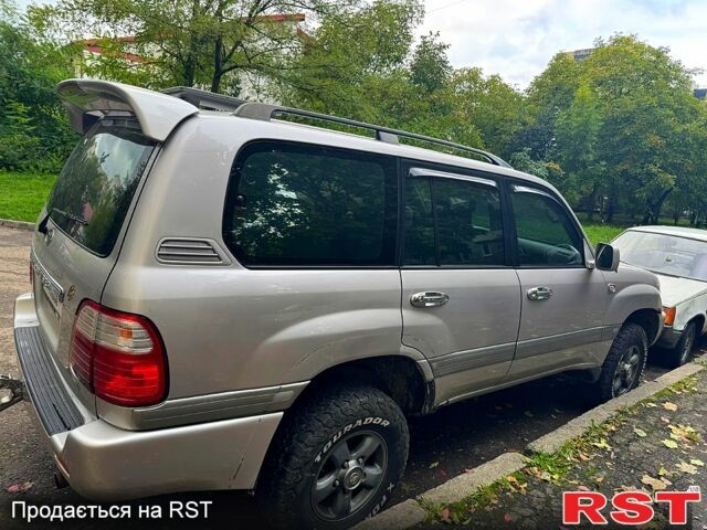 Серый Тойота Ленд Крузер, объемом двигателя 4.7 л и пробегом 419 тыс. км за 10000 $, фото 5 на Automoto.ua