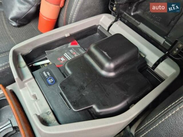 Серый Тойота Ленд Крузер, объемом двигателя 4.2 л и пробегом 453 тыс. км за 16500 $, фото 20 на Automoto.ua