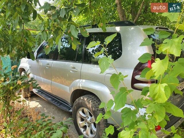 Серый Тойота Ленд Крузер, объемом двигателя 2.98 л и пробегом 327 тыс. км за 11500 $, фото 8 на Automoto.ua