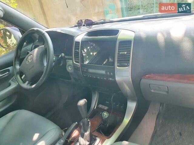 Серый Тойота Ленд Крузер, объемом двигателя 2.98 л и пробегом 327 тыс. км за 11500 $, фото 5 на Automoto.ua