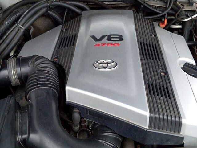 Серый Тойота Ленд Крузер, объемом двигателя 4.7 л и пробегом 291 тыс. км за 16199 $, фото 11 на Automoto.ua