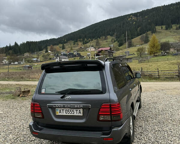 Сірий Тойота Ленд Крузер, об'ємом двигуна 0 л та пробігом 480 тис. км за 14999 $, фото 2 на Automoto.ua