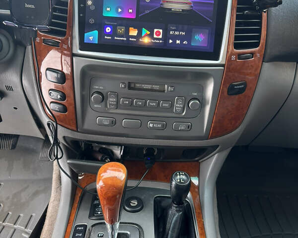 Серый Тойота Ленд Крузер, объемом двигателя 4.7 л и пробегом 289 тыс. км за 19800 $, фото 31 на Automoto.ua