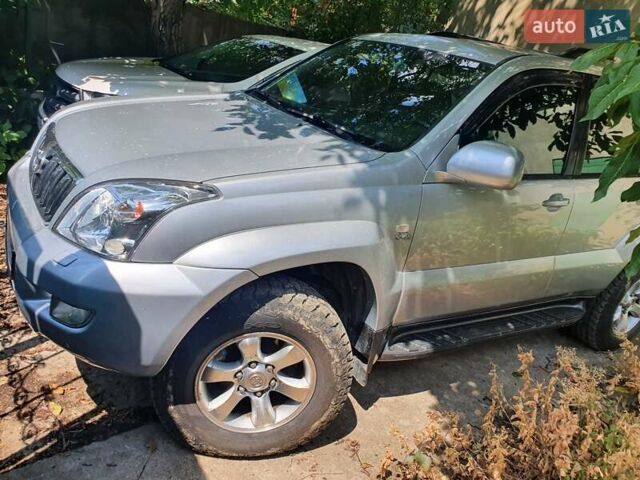 Серый Тойота Ленд Крузер, объемом двигателя 2.98 л и пробегом 327 тыс. км за 11500 $, фото 12 на Automoto.ua