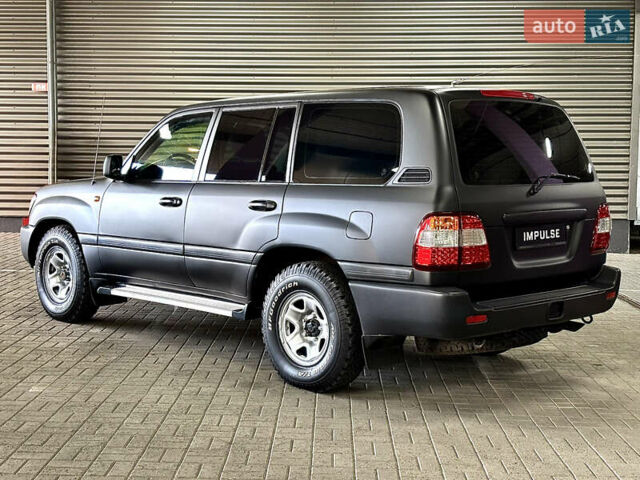 Серый Тойота Ленд Крузер, объемом двигателя 4.16 л и пробегом 20 тыс. км за 59700 $, фото 1 на Automoto.ua