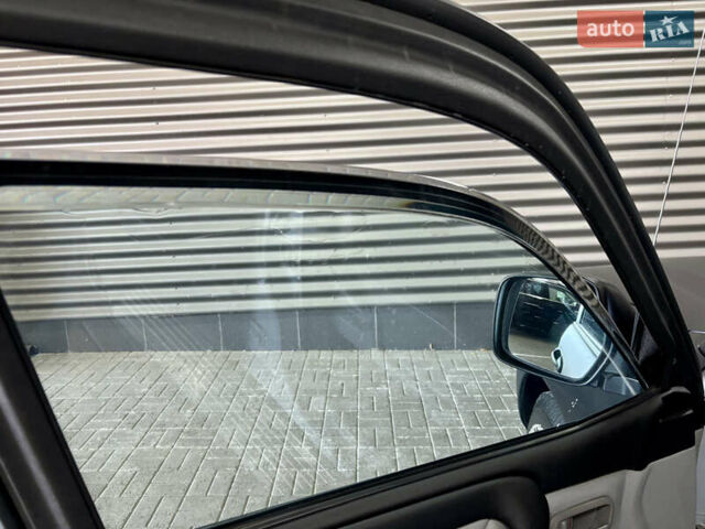 Серый Тойота Ленд Крузер, объемом двигателя 4.16 л и пробегом 20 тыс. км за 59700 $, фото 11 на Automoto.ua