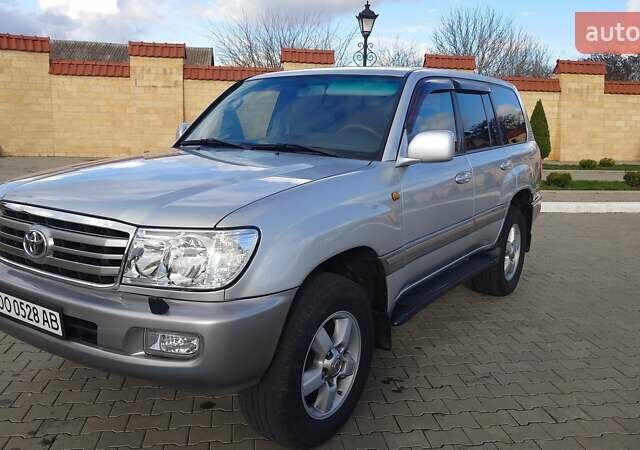 Сірий Тойота Ленд Крузер, об'ємом двигуна 4.2 л та пробігом 259 тис. км за 30000 $, фото 1 на Automoto.ua