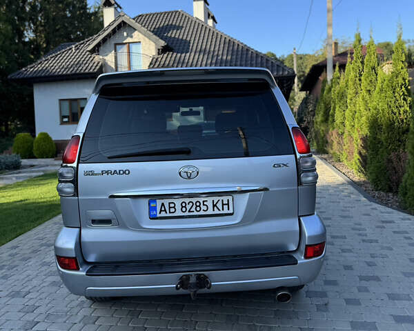 Серый Тойота Ленд Крузер, объемом двигателя 2.69 л и пробегом 311 тыс. км за 11500 $, фото 5 на Automoto.ua