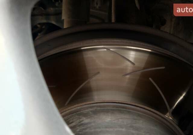 Сірий Тойота Ленд Крузер, об'ємом двигуна 4.2 л та пробігом 259 тис. км за 30000 $, фото 26 на Automoto.ua