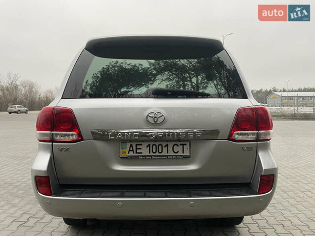 Сірий Тойота Ленд Крузер, об'ємом двигуна 4.7 л та пробігом 139 тис. км за 33500 $, фото 1 на Automoto.ua