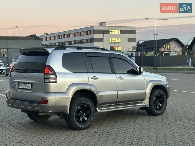 Сірий Тойота Ленд Крузер, об'ємом двигуна 3.96 л та пробігом 280 тис. км за 13900 $, фото 3 на Automoto.ua