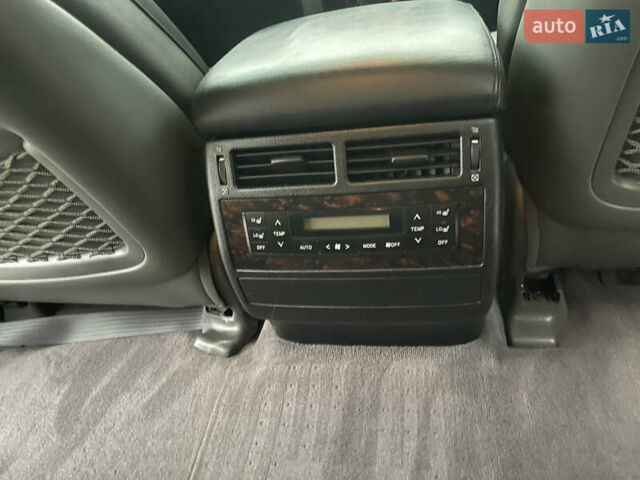 Сірий Тойота Ленд Крузер, об'ємом двигуна 4.7 л та пробігом 139 тис. км за 33500 $, фото 33 на Automoto.ua