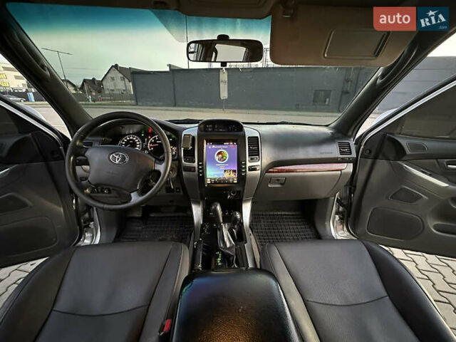 Сірий Тойота Ленд Крузер, об'ємом двигуна 3.96 л та пробігом 280 тис. км за 13900 $, фото 30 на Automoto.ua