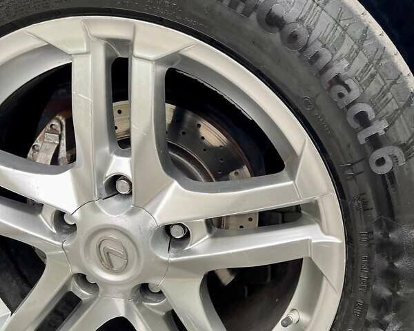 Серый Тойота Ленд Крузер, объемом двигателя 5.66 л и пробегом 275 тыс. км за 16999 $, фото 21 на Automoto.ua