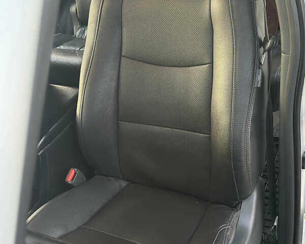 Сірий Тойота Ленд Крузер, об'ємом двигуна 3.96 л та пробігом 280 тис. км за 13900 $, фото 36 на Automoto.ua